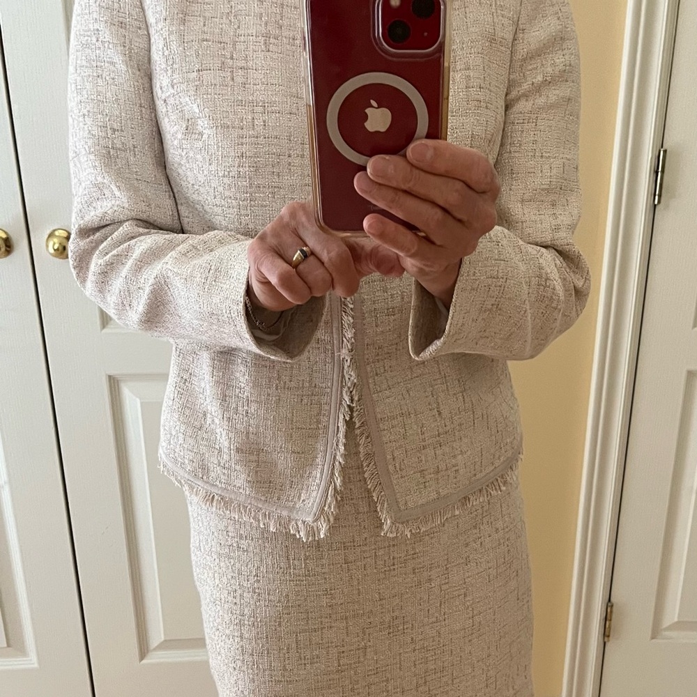 DKNY Women's Cream Tweed Jacket and Skirt Set - Classic Tailored
